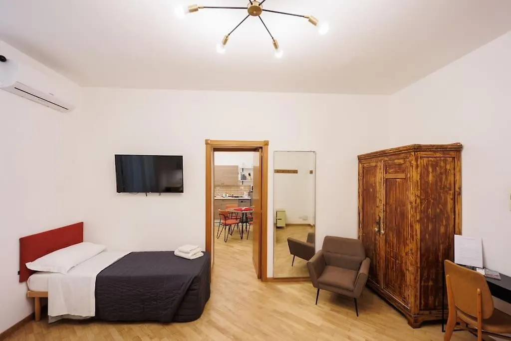 Dante 2 Rooms Apartment Super Centrale Naples 0*,