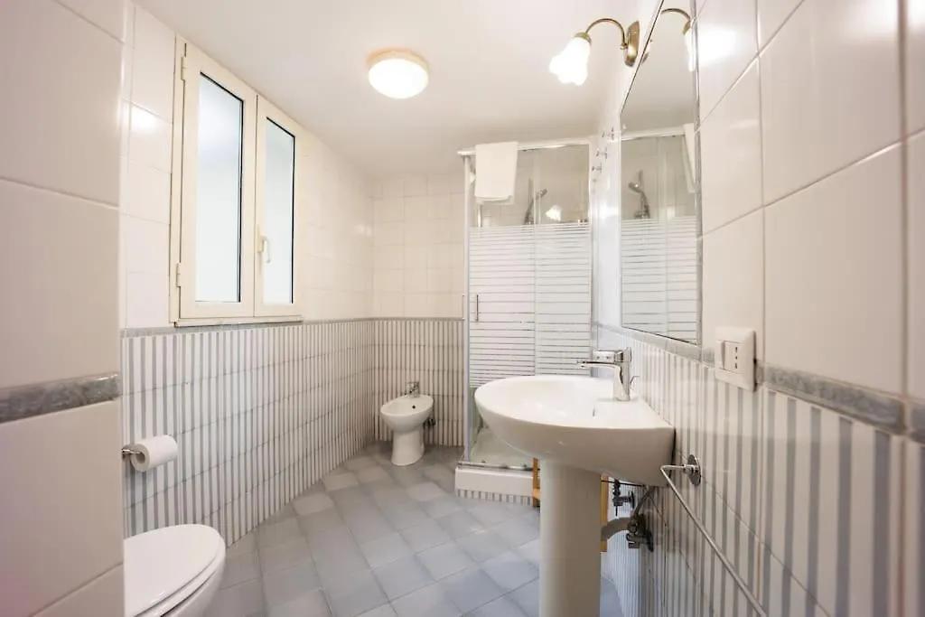 Dante 2 Rooms Apartment Super Centrale Naples