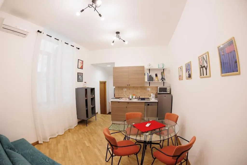 Dante 2 Rooms Apartment Super Centrale Neapel Italien